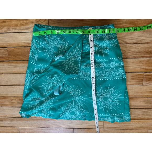 Vici | NWT Boho Kelly Green Short Wrap Skirt | Size Small - Picture 12 of 12